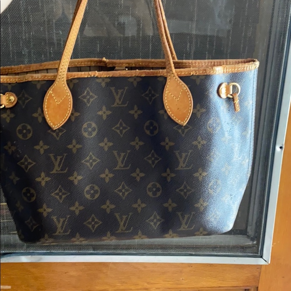 Louis Vuitton Tote